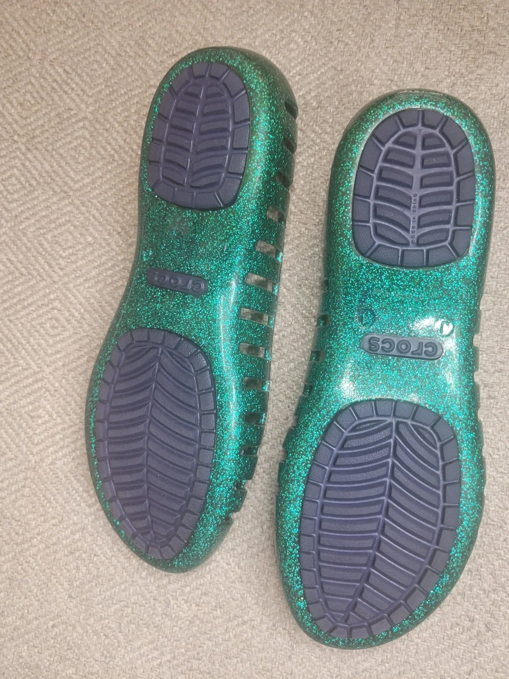 Crocs Girls Green Glitter Slip-On Flats